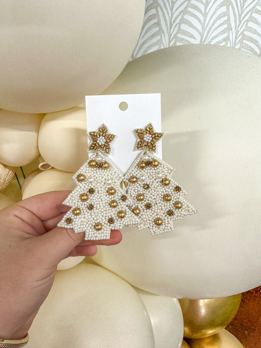A White Christmas Tree Beaded Earrings